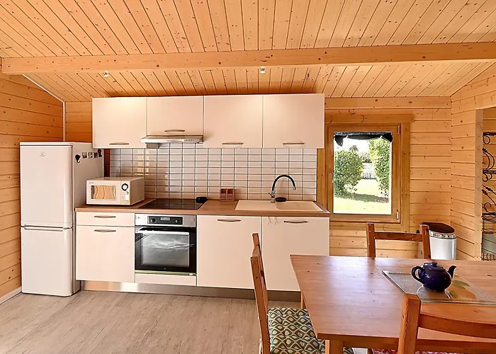 Le Des Vignes - 5p Avec Piscine *